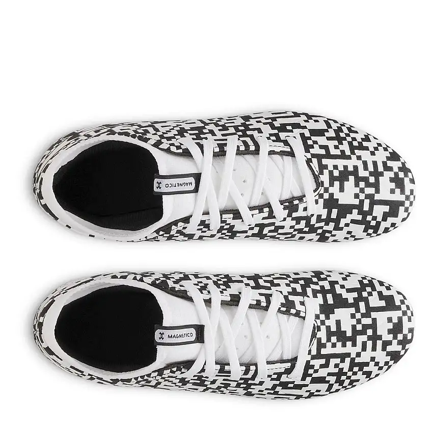 Under Armour Magnetico Club Juniors Firm Ground Football Boots