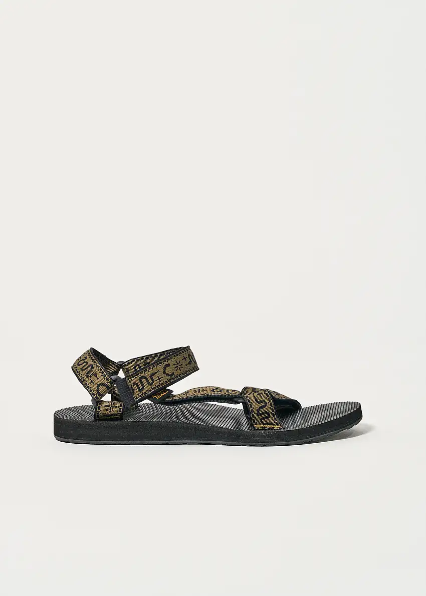 Original Universal Sandals-235610932